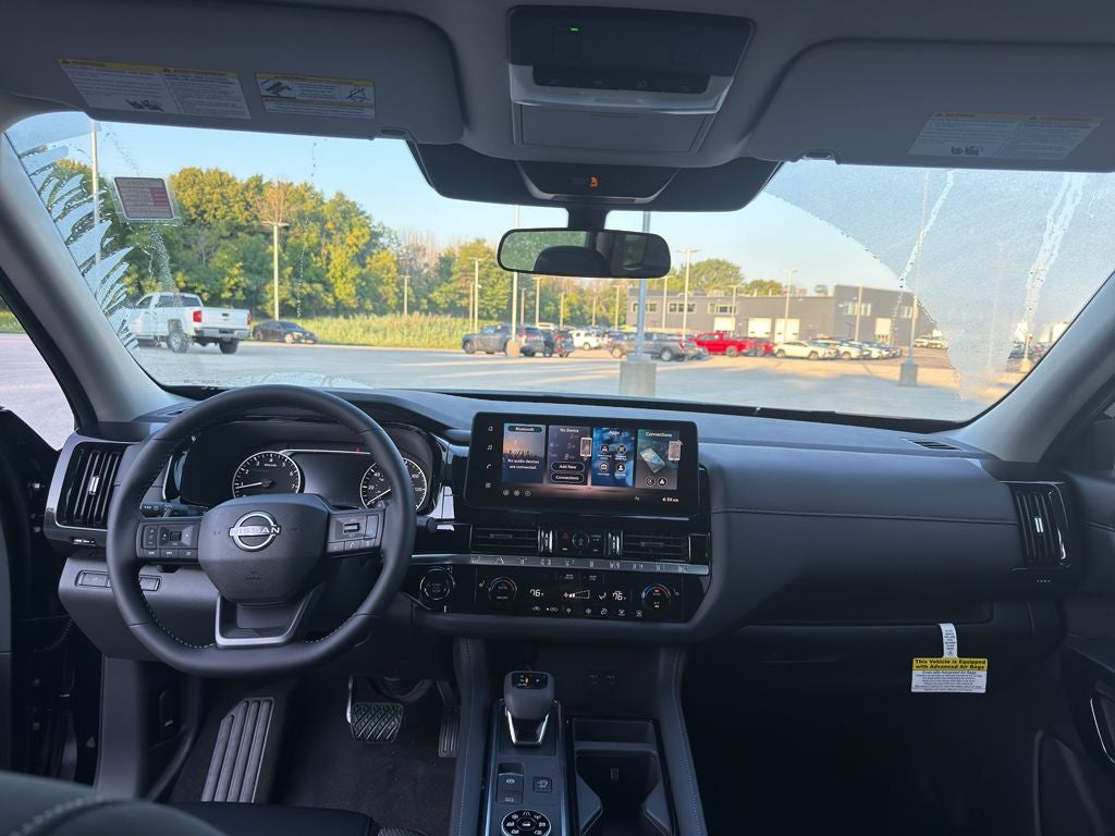 2026 Nissan Pathfinder SV 4WD