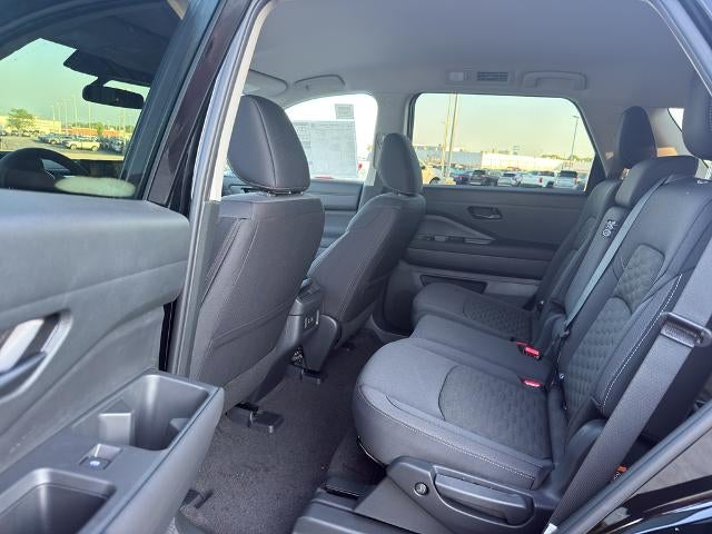 2026 Nissan Pathfinder SV 4WD