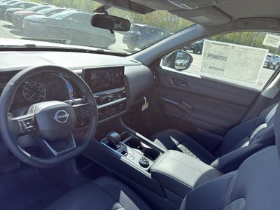 2026 Nissan Pathfinder SV 4WD