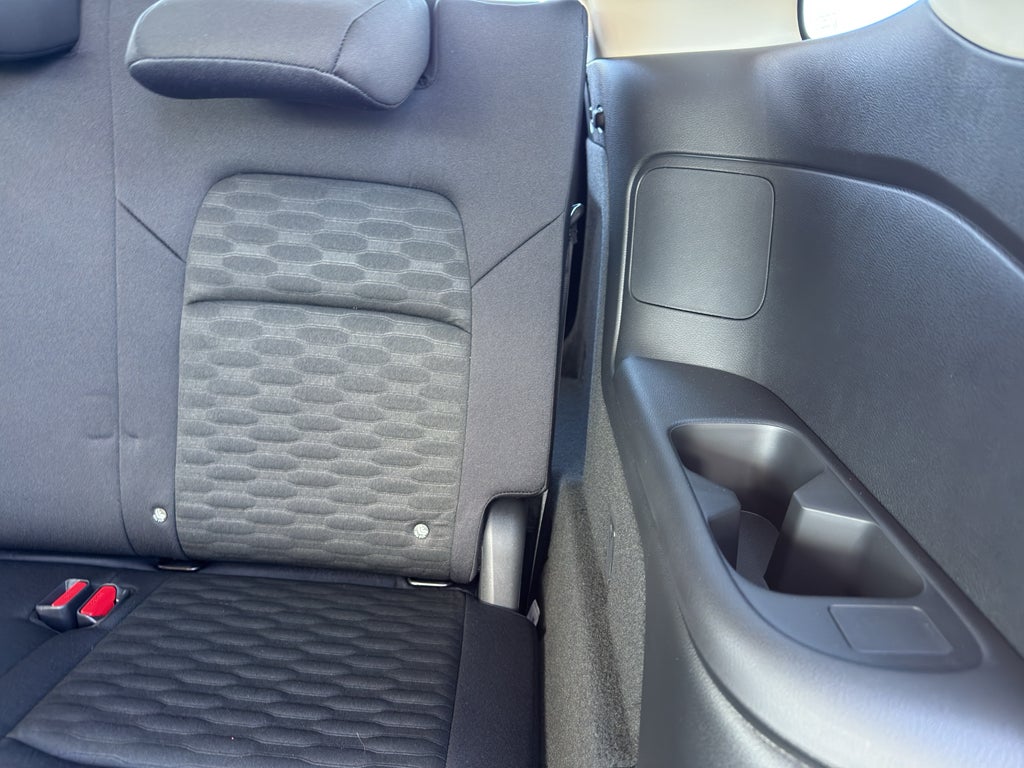 2026 Nissan Pathfinder SV 4WD