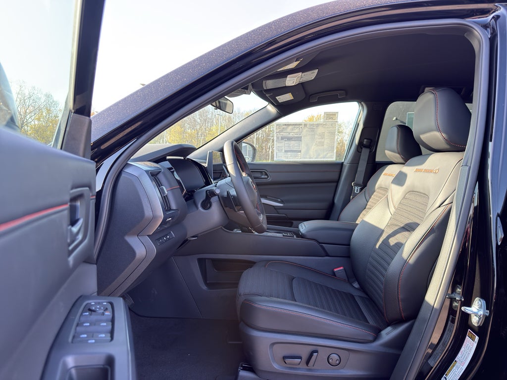 2026 Nissan Pathfinder Rock Creek 4WD