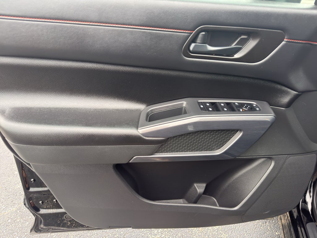 2026 Nissan Pathfinder Rock Creek 4WD