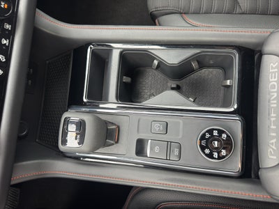 2026 Nissan Pathfinder Rock Creek 4WD
