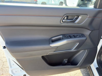 2026 Nissan Pathfinder Rock Creek 4WD