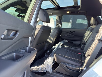 2026 Nissan Pathfinder Rock Creek 4WD