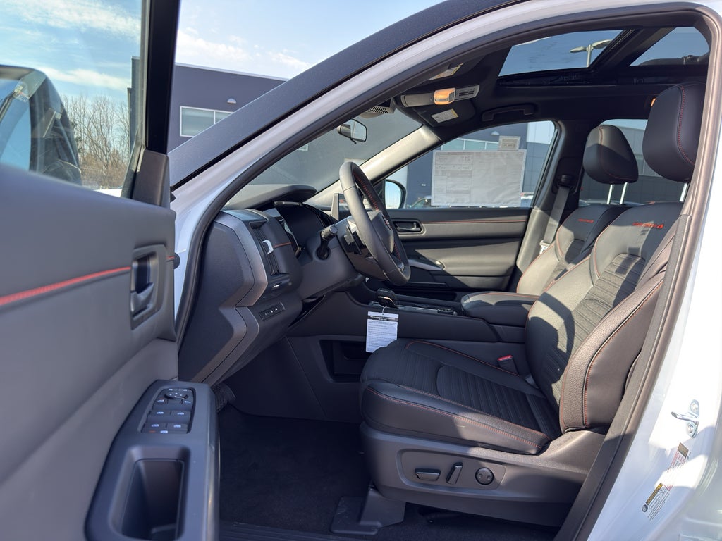 2026 Nissan Pathfinder Rock Creek 4WD