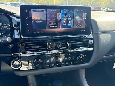 2026 Nissan Pathfinder Rock Creek 4WD