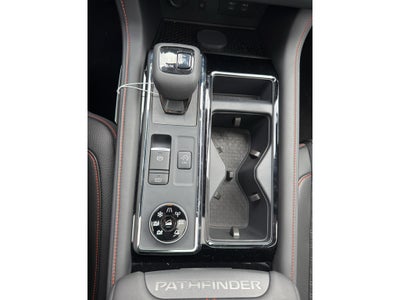 2026 Nissan Pathfinder Rock Creek 4WD