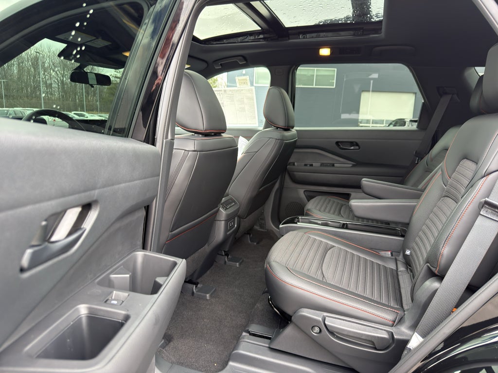 2026 Nissan Pathfinder Rock Creek 4WD