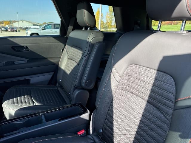 2026 Nissan Pathfinder Rock Creek 4WD