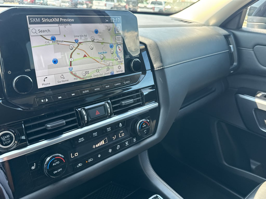 2023 Nissan Pathfinder SL 4WD