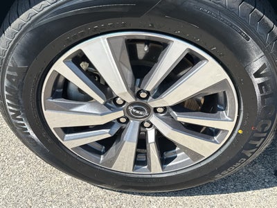 2023 Nissan Pathfinder SL 4WD