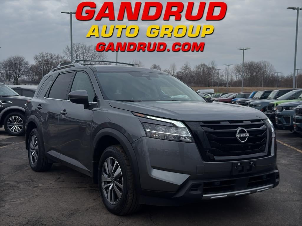 2024 Nissan Pathfinder SL 4WD