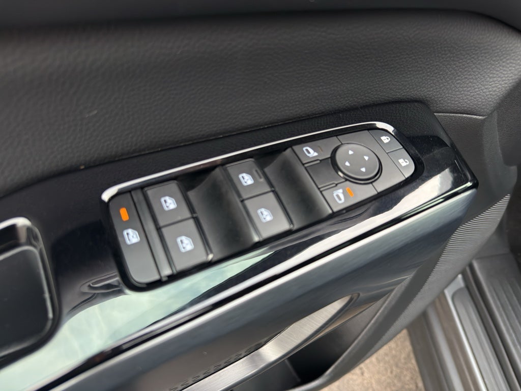 2024 Nissan Pathfinder SL 4WD