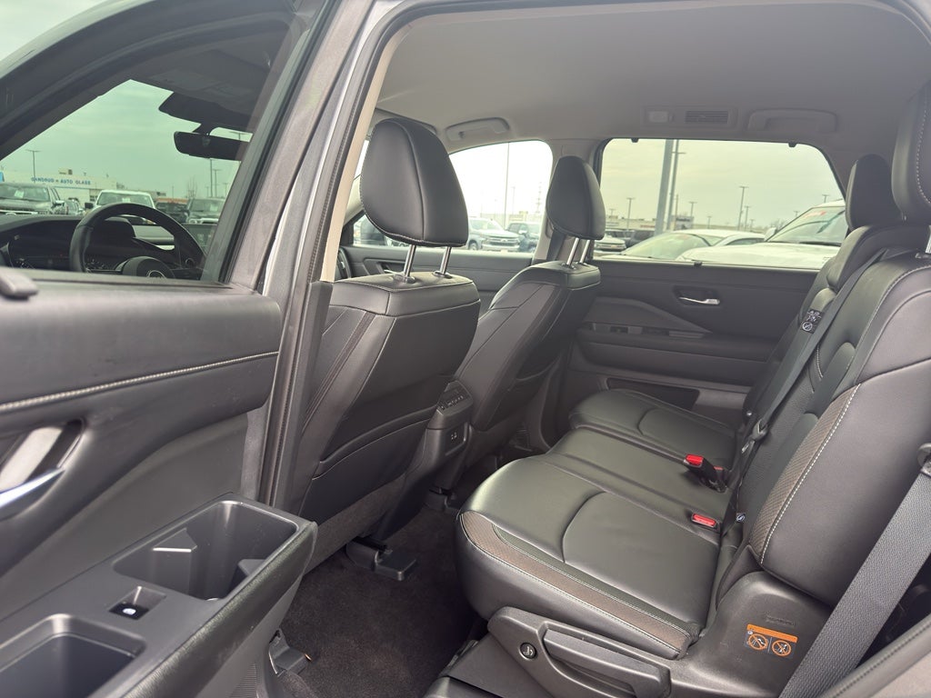 2024 Nissan Pathfinder SL 4WD