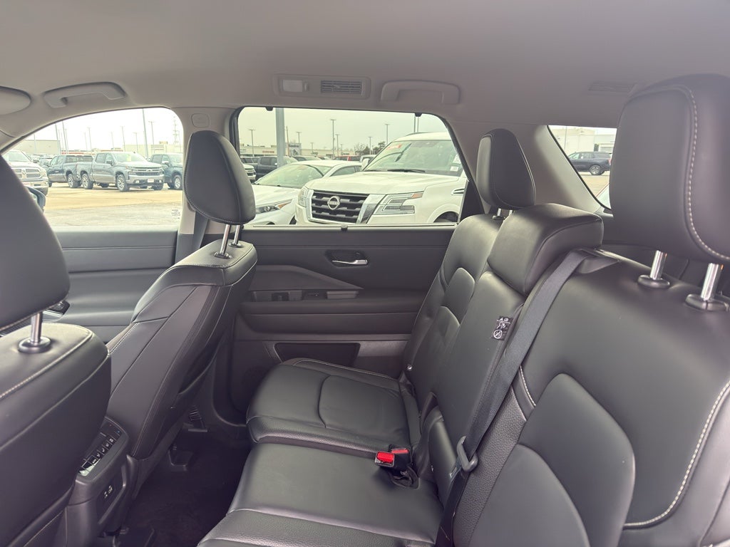 2024 Nissan Pathfinder SL 4WD