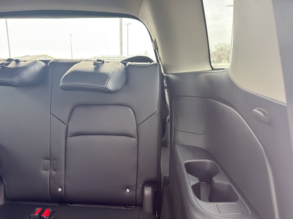 2024 Nissan Pathfinder SL 4WD