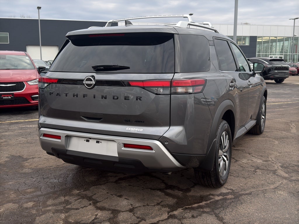 2024 Nissan Pathfinder SL 4WD
