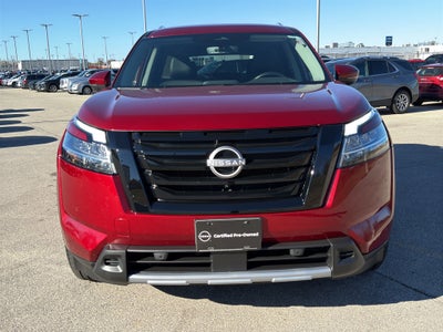 2023 Nissan Pathfinder SL 4WD