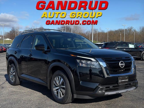 2025 Nissan Pathfinder SL 4WD
