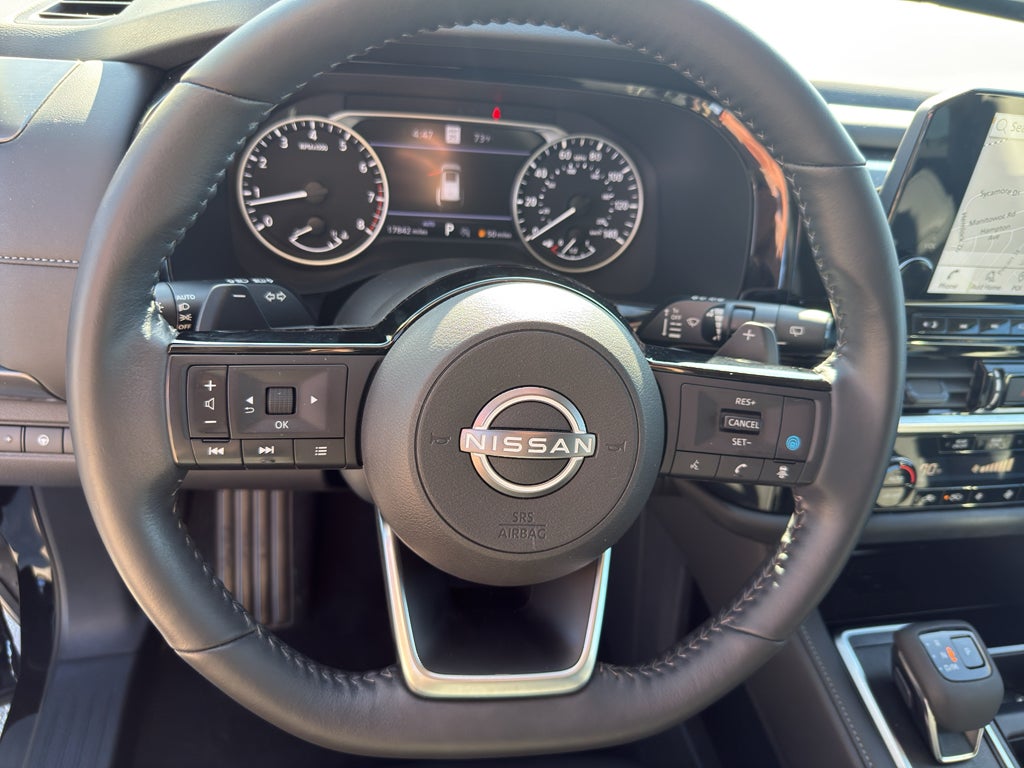 2025 Nissan Pathfinder SL 4WD