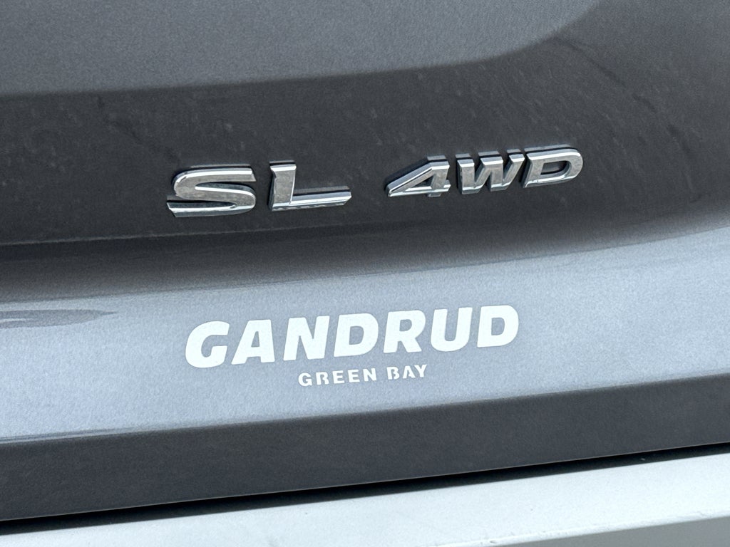 2025 Nissan Pathfinder SL 4WD