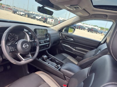2024 Nissan Pathfinder SL 4WD