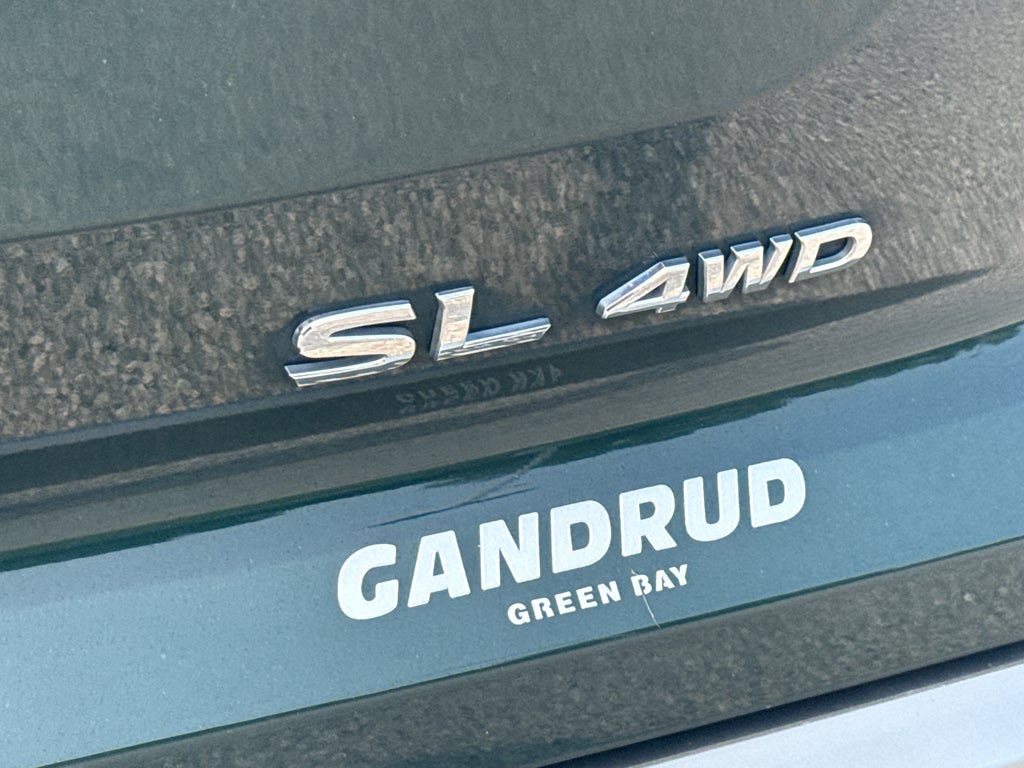 2024 Nissan Pathfinder SL 4WD