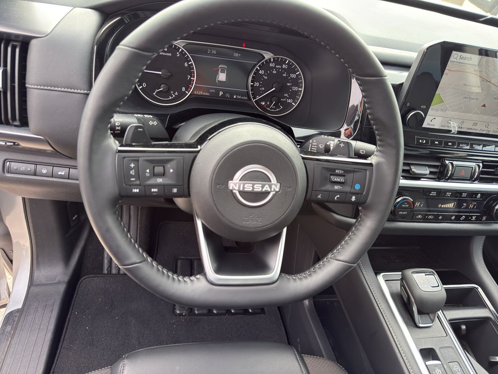 2025 Nissan Pathfinder SL 4WD