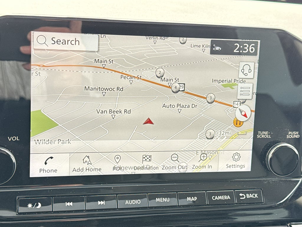 2025 Nissan Pathfinder SL 4WD