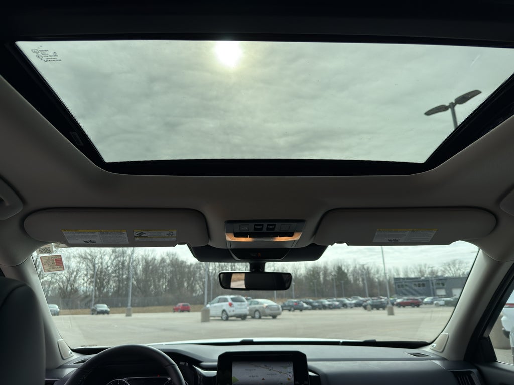 2025 Nissan Pathfinder SL 4WD