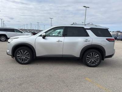 2025 Nissan Pathfinder SL 4WD
