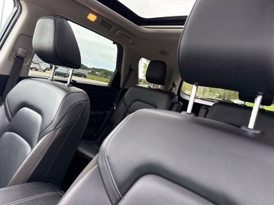2023 Nissan Pathfinder SL 4WD