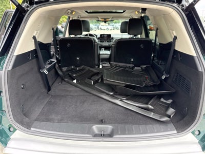 2023 Nissan Pathfinder SL 4WD