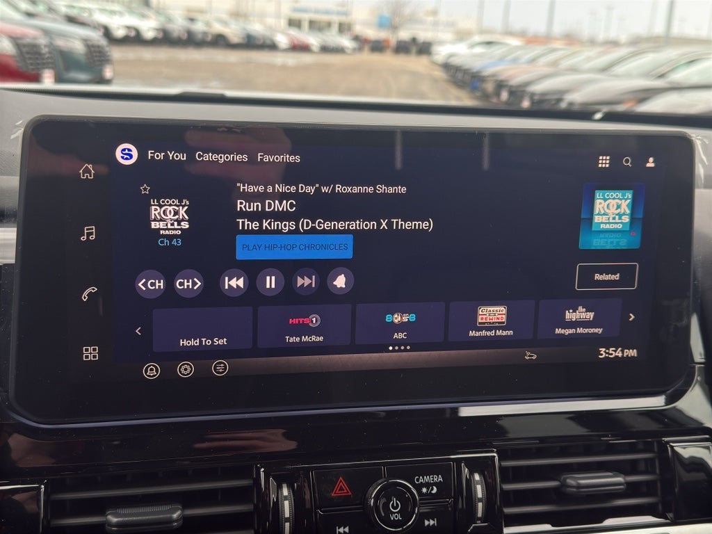 2026 Nissan Pathfinder SL 4WD