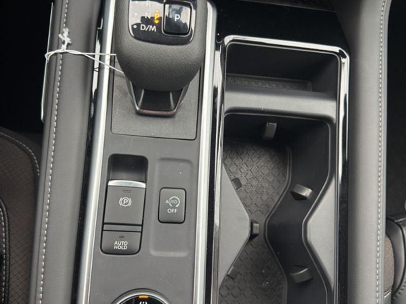 2026 Nissan Pathfinder SL 4WD