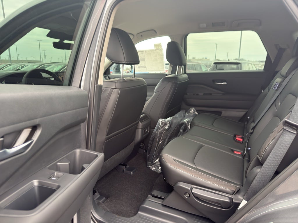 2026 Nissan Pathfinder SL 4WD