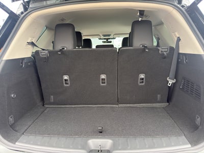 2026 Nissan Pathfinder SL 4WD