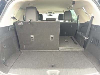 2026 Nissan Pathfinder SL 4WD