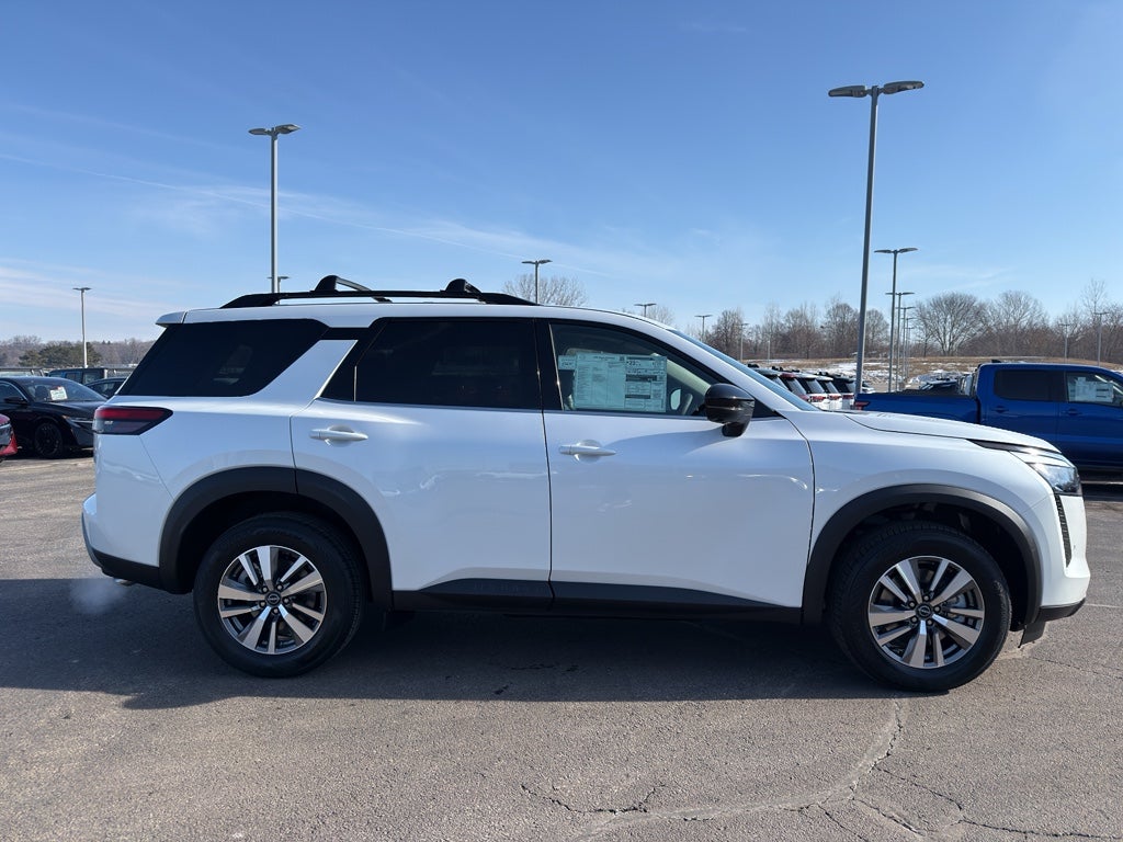 2026 Nissan Pathfinder SL 4WD