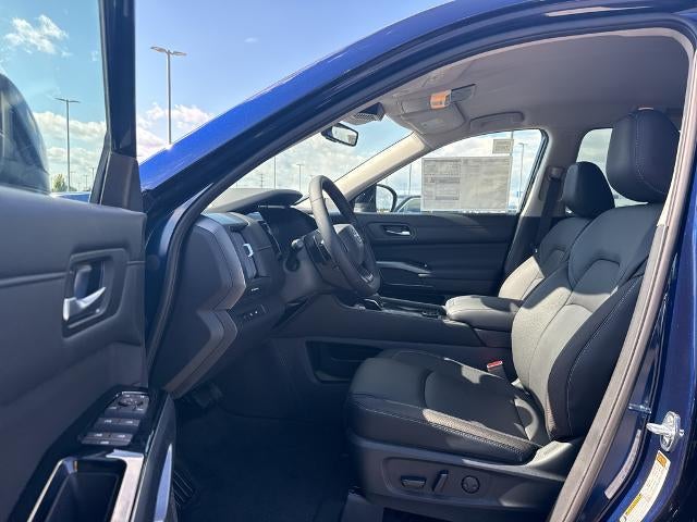 2026 Nissan Pathfinder SL 4WD