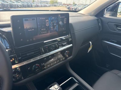2026 Nissan Pathfinder SL 4WD