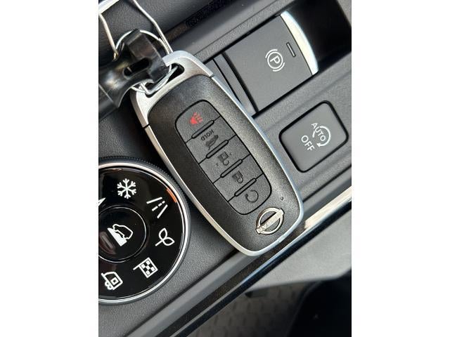 2026 Nissan Pathfinder SL 4WD