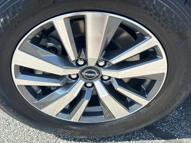 2026 Nissan Pathfinder SL 4WD