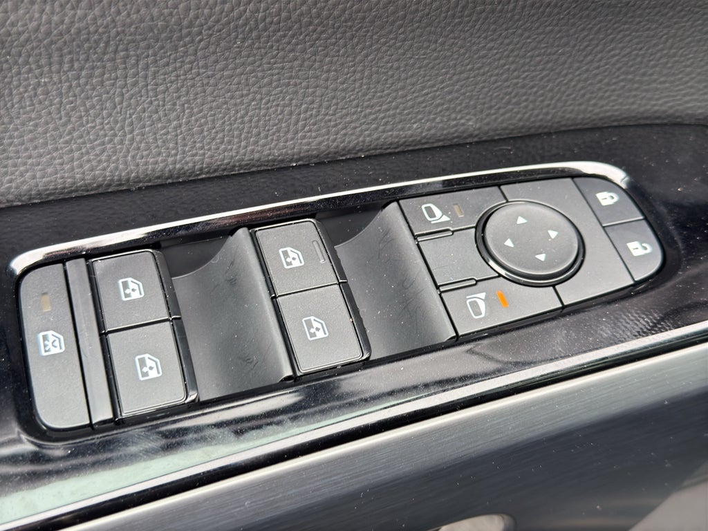 2026 Nissan Pathfinder SL 4WD