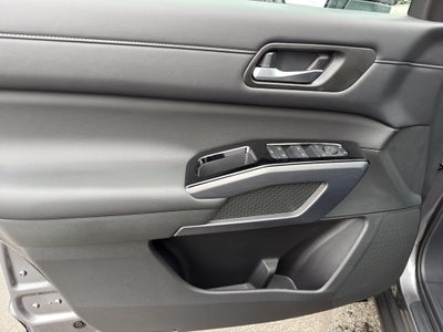 2026 Nissan Pathfinder SL 4WD