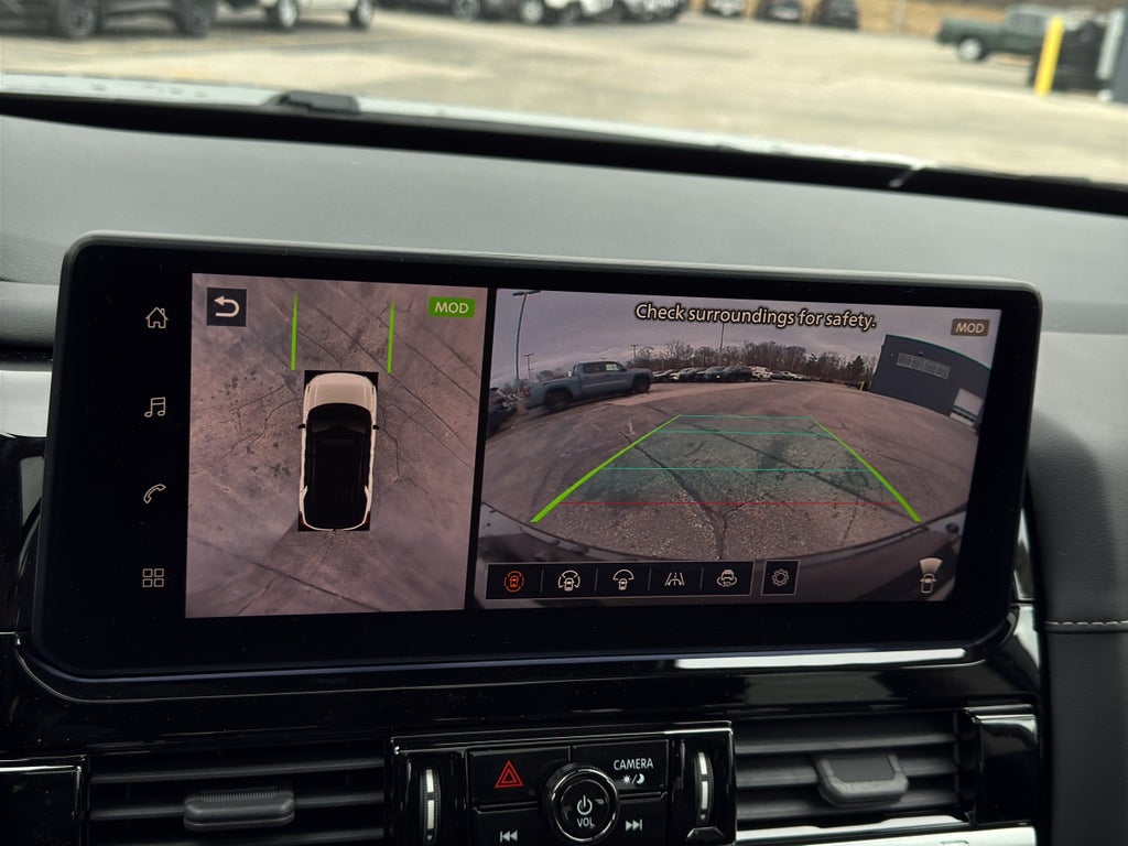 2026 Nissan Pathfinder SL 4WD