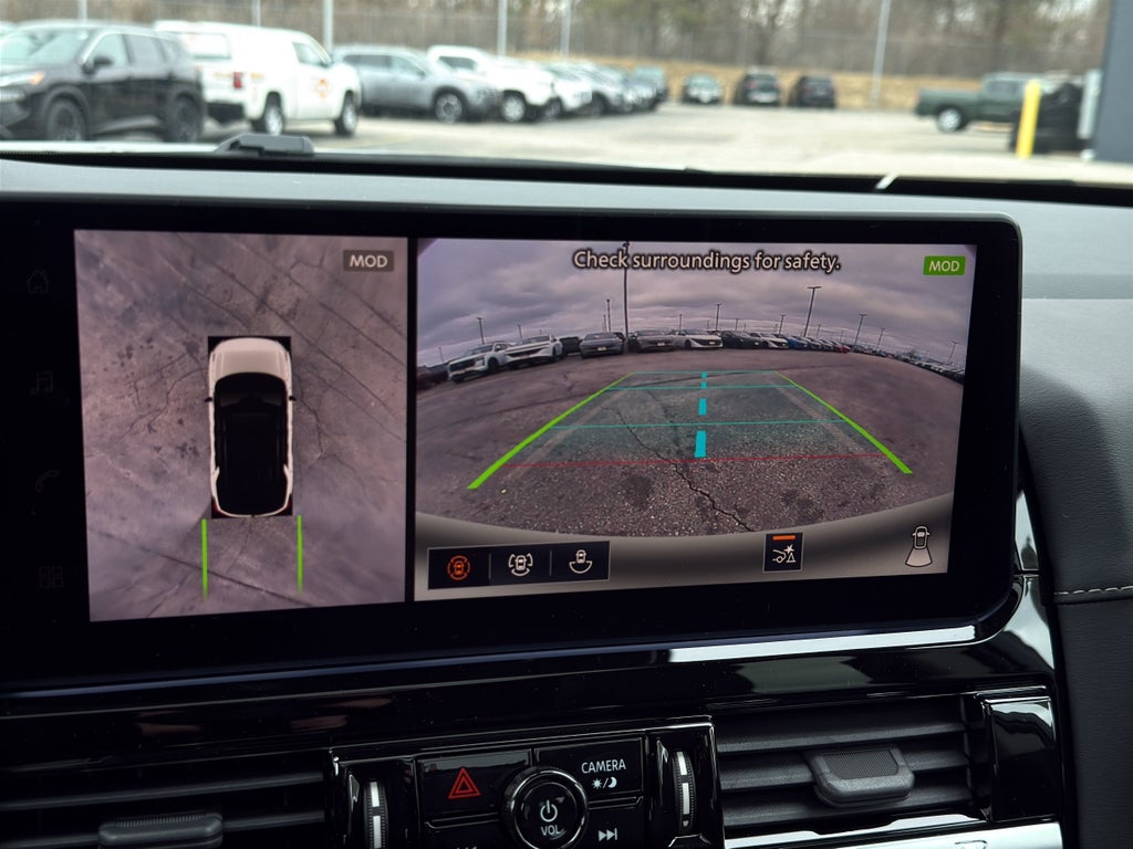 2026 Nissan Pathfinder SL 4WD