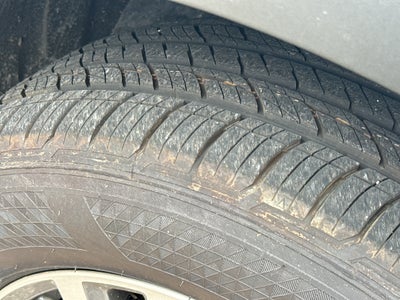 2026 Nissan Pathfinder SL 4WD
