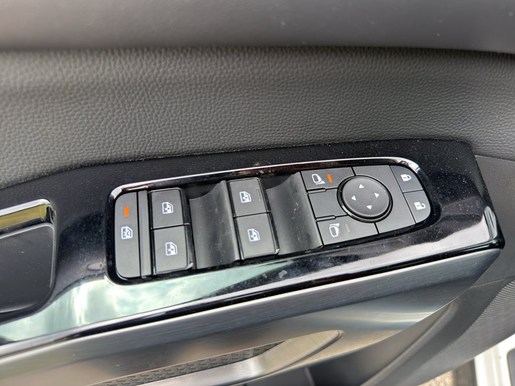 2026 Nissan Pathfinder SL 4WD